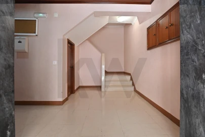 Apartamento T3 para Venda em Agualva e Mira-Sintra
