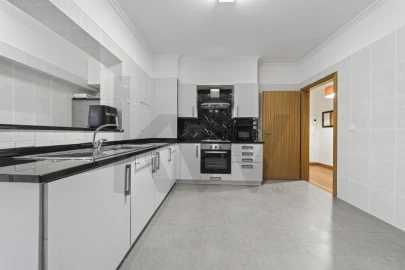 Apartamento T2 para Venda em Caniço