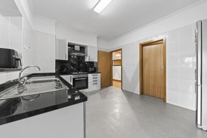 Apartamento T2 para Venda em Caniço