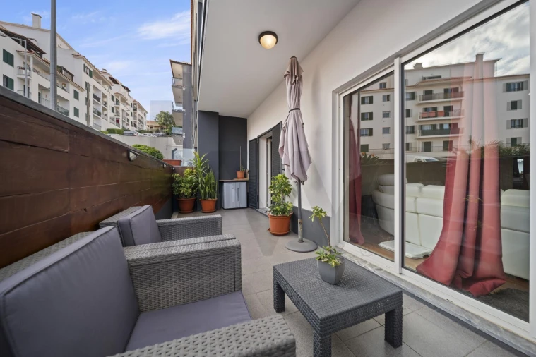 Apartamento T2 para Venda em Caniço Foto 41