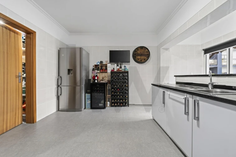 Apartamento T2 para Venda em Caniço Foto 26