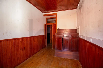 Moradia T4 para Venda em Asseiceira
