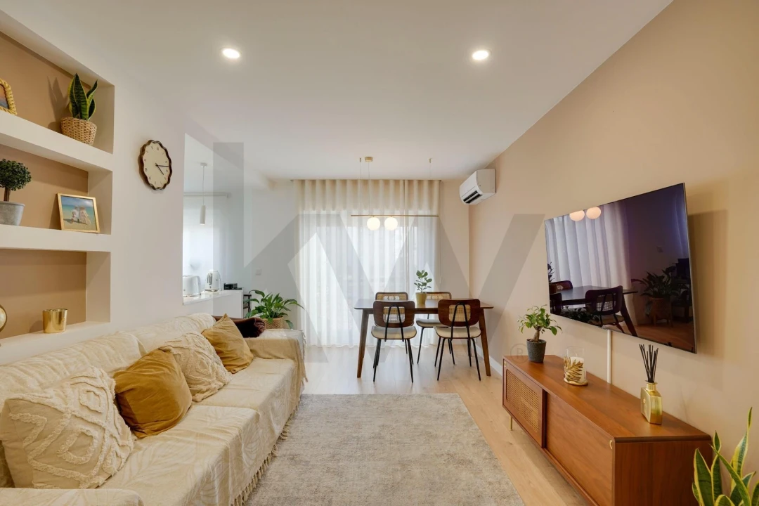 Apartamento T2 para Venda em Lumiar Foto 2