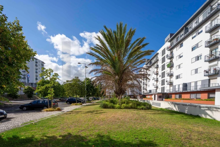 Apartamento T2 para Venda em Lumiar Foto 28