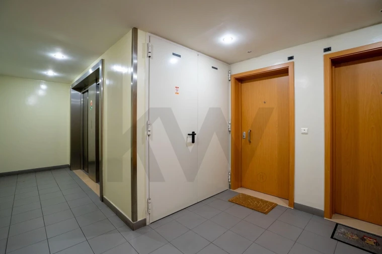 Apartamento T2 para Venda em Lumiar Foto 25