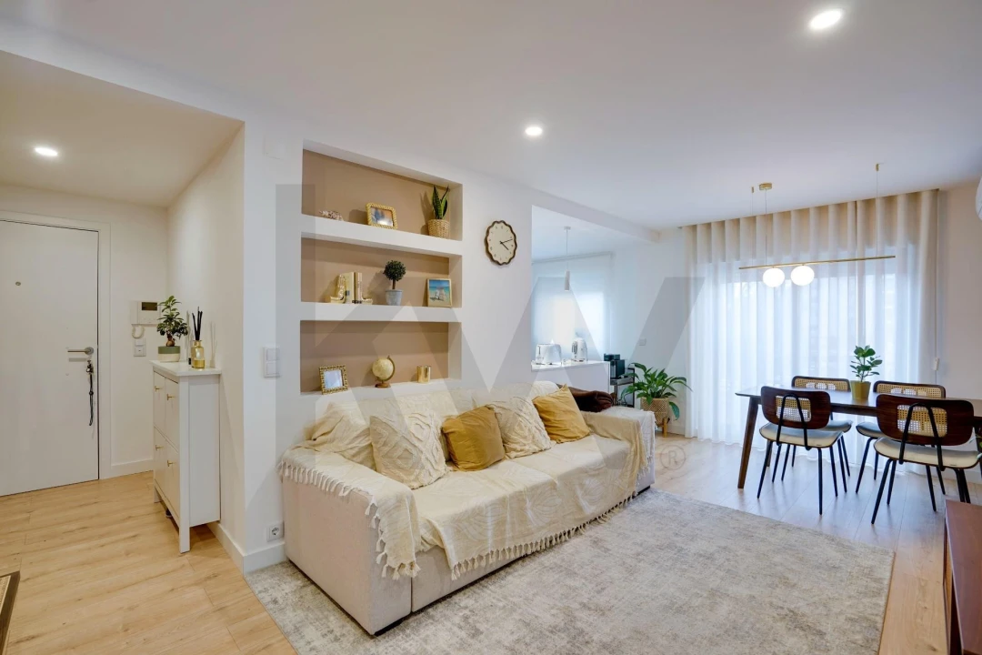 Apartamento T2 para Venda em Lumiar Foto 1