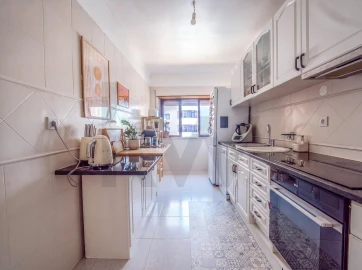 Apartamento T2 para Venda em Póvoa de Santa Iria e Forte da Casa