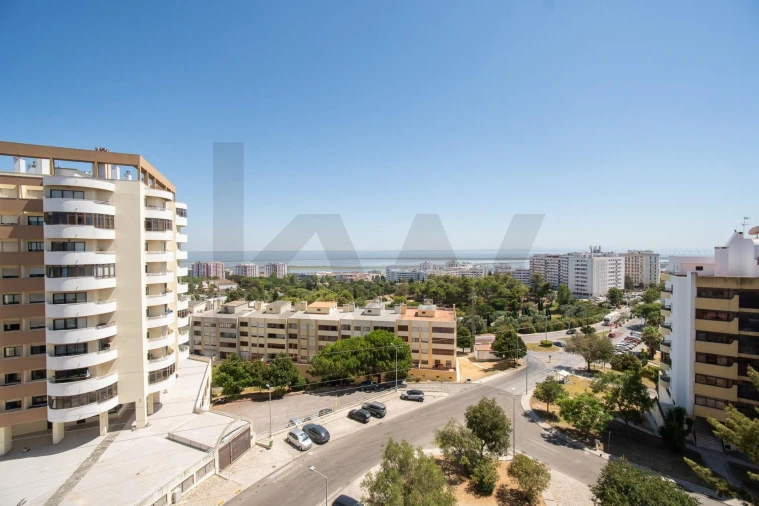 Apartamento T2 para Venda em Póvoa de Santa Iria e Forte da Casa Foto 14