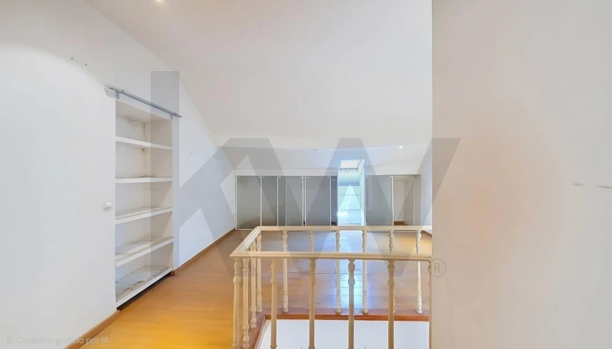 Apartamento T2 para Venda em Santo António Foto 11