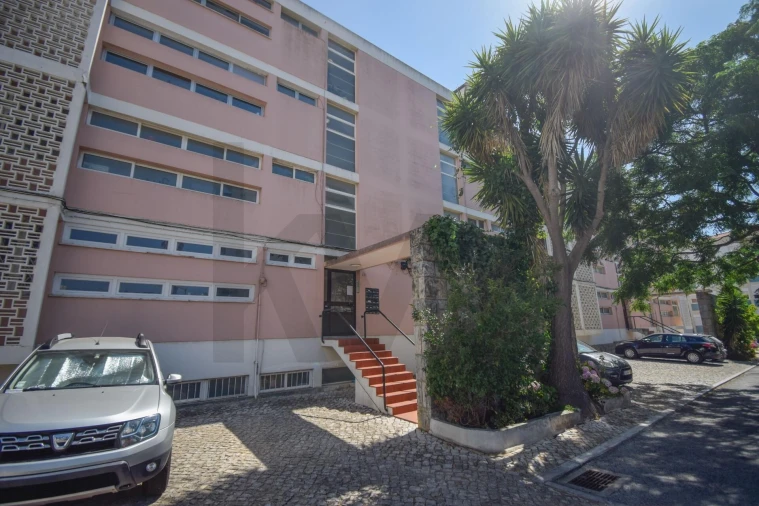 Escritório para Venda em Carcavelos e Parede Foto 8