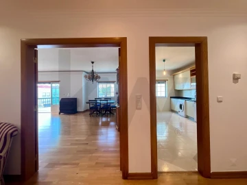 Apartamento T4 para Arrendamento em Alcabideche