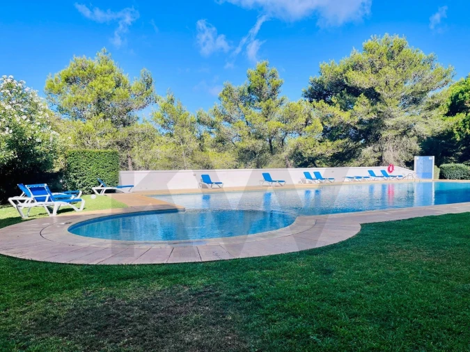 Apartamento T4 para Arrendamento em Alcabideche Foto 2