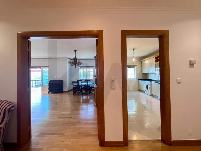 Apartamento T4 para Arrendamento em Alcabideche Foto 14