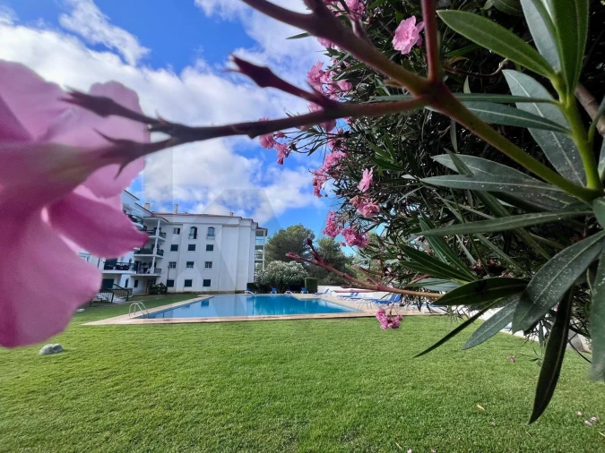 Apartamento T4 para Arrendamento em Alcabideche Foto 10