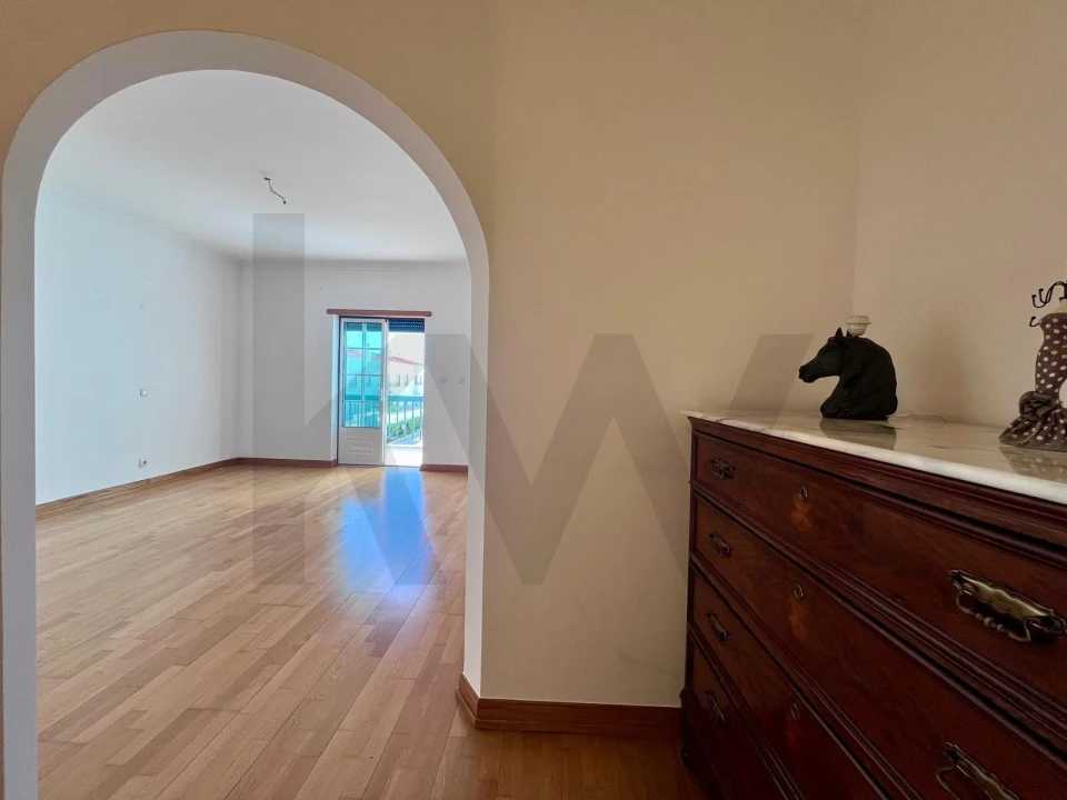 Apartamento T4 para Arrendamento em Alcabideche Foto 25