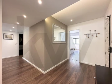 Apartamento T3 para Arrendamento em Massamá e Monte Abraão
