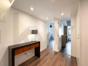 Apartamento T3 para Arrendamento em Massamá e Monte Abraão