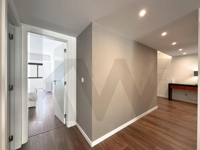 Apartamento T3 para Arrendamento em Massamá e Monte Abraão Foto 6