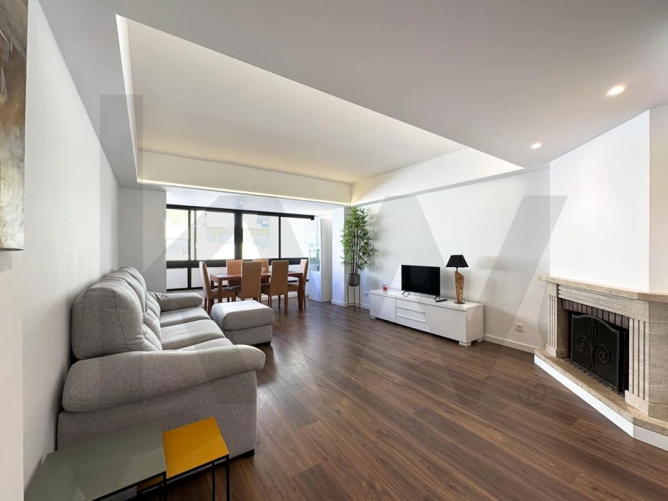 Apartamento T3 para Arrendamento em Massamá e Monte Abraão Foto 1