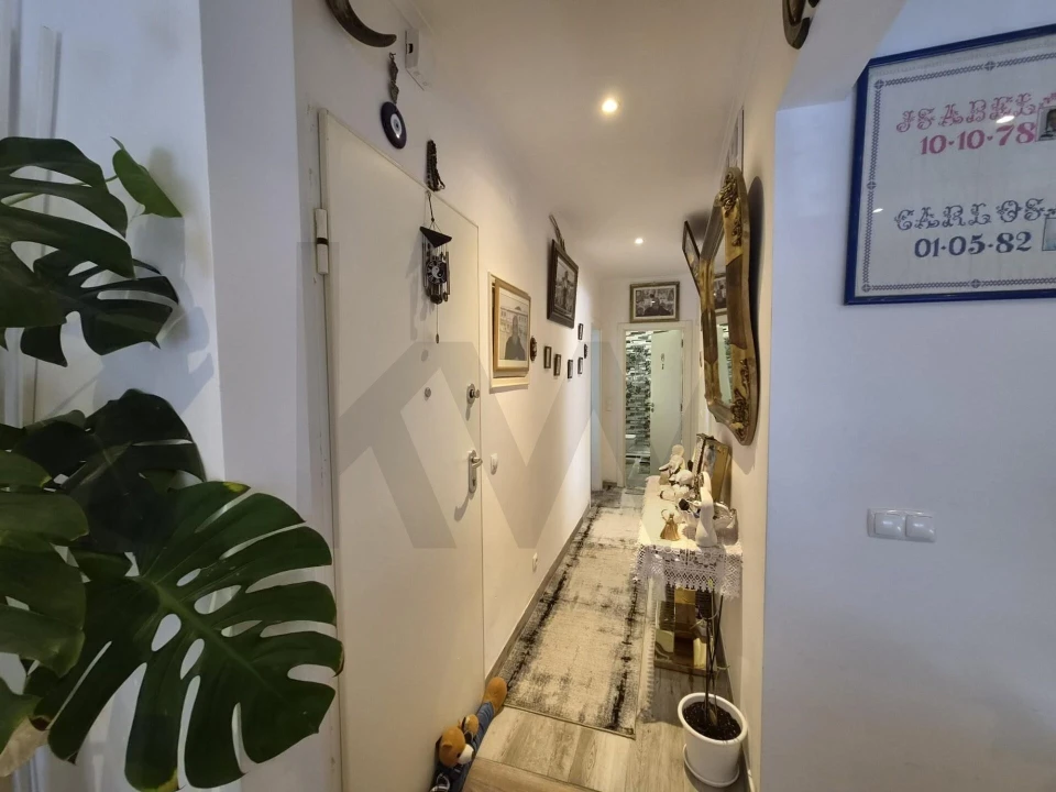 Apartamento T2 para Venda em Mina de Água Foto 4