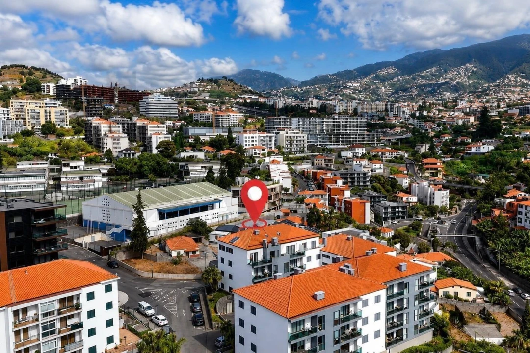 Apartamento T3 para Venda em São Martinho Foto 3