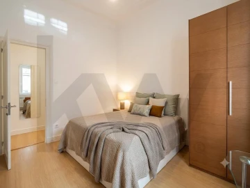 Apartamento T4 para Arrendamento em Arroios