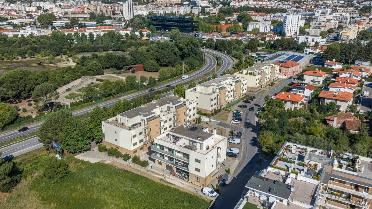 Apartamento T3 para Venda em Subportela, Deocriste e Portela Susã Foto 28