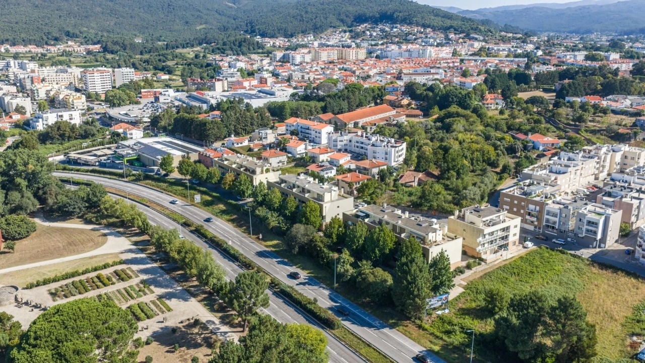 Apartamento T3 para Venda em Subportela, Deocriste e Portela Susã Foto 33