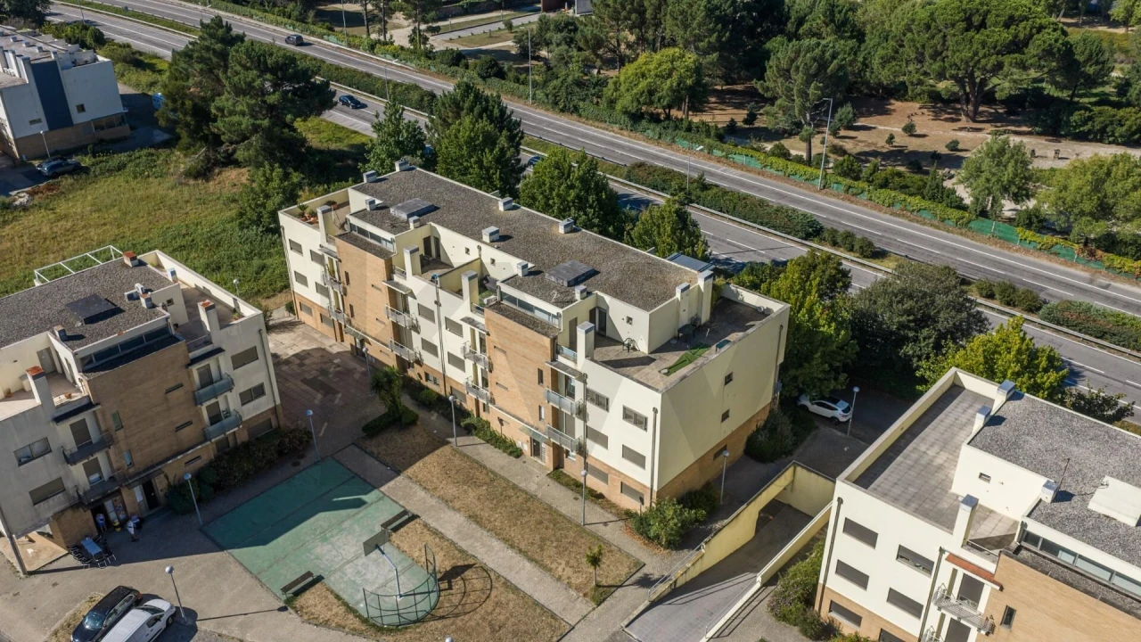 Apartamento T3 para Venda em Subportela, Deocriste e Portela Susã Foto 1