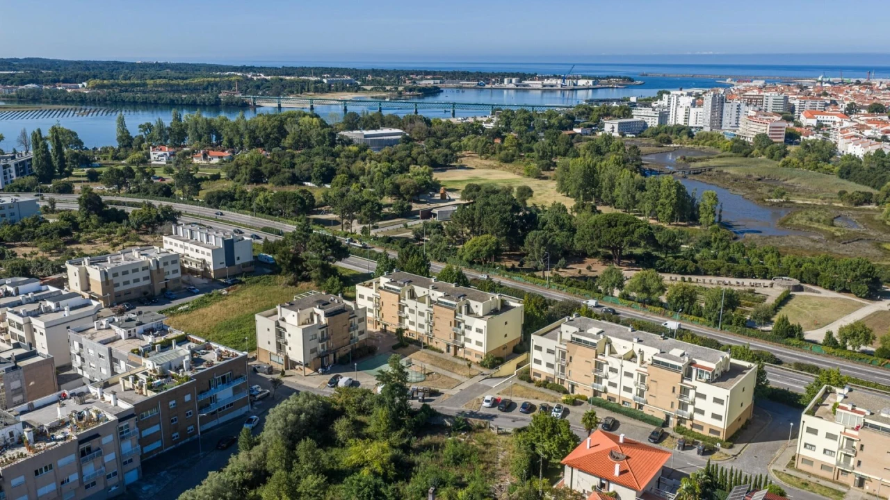 Apartamento T3 para Venda em Subportela, Deocriste e Portela Susã Foto 29