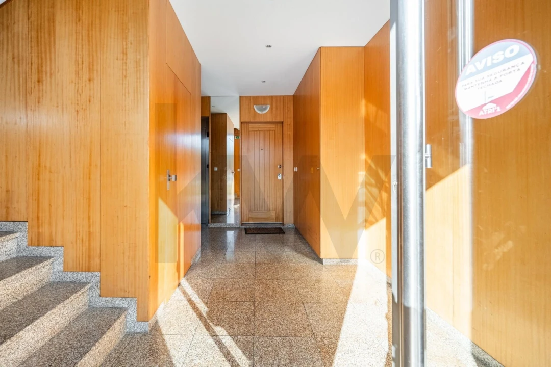 Apartamento T3 para Venda em Subportela, Deocriste e Portela Susã Foto 3
