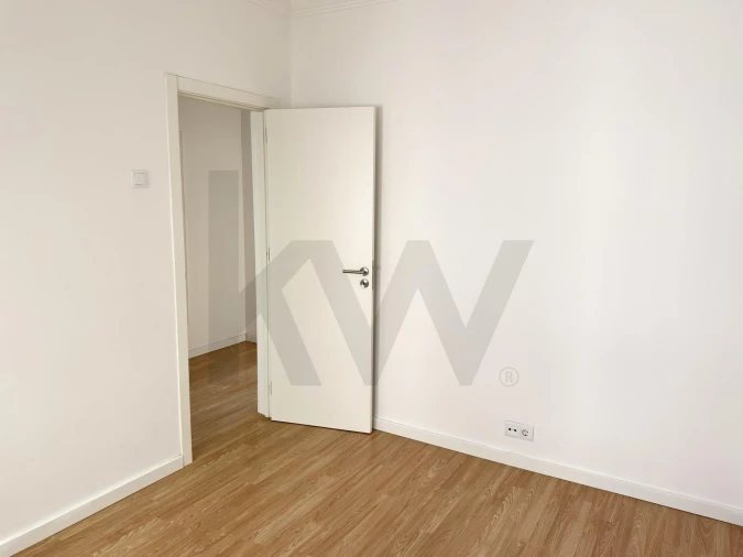 Apartamento T1 para Arrendamento em Arroios Foto 18