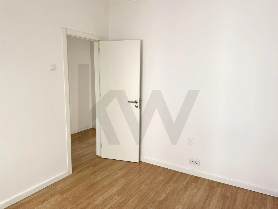 Apartamento T1 para Arrendamento em Arroios Foto 18
