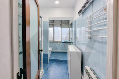Apartamento T2 para Venda em Alfragide