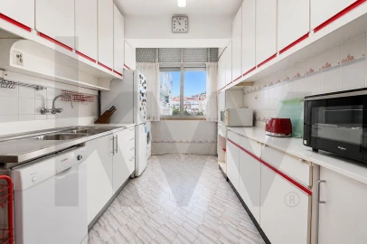 Apartamento T2 para Venda em Alfragide