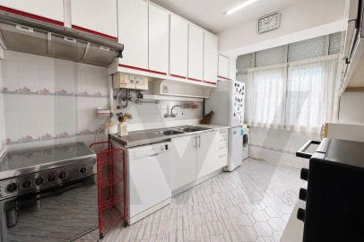Apartamento T2 para Venda em Alfragide