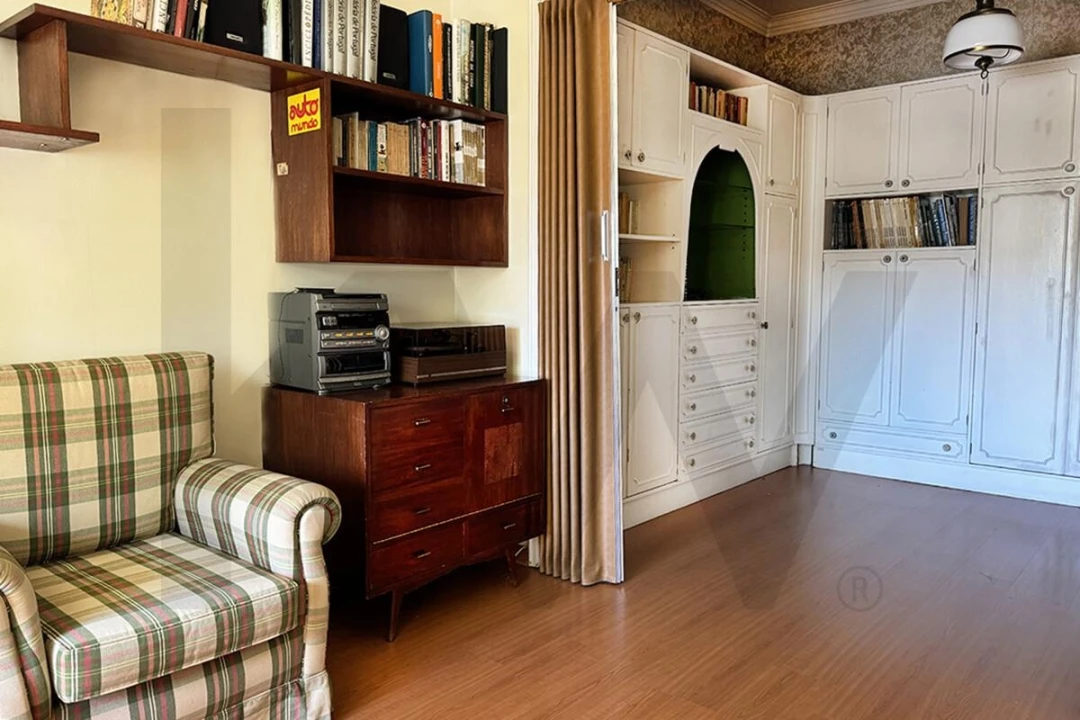 Apartamento T2 para Venda em Alfragide Foto 5