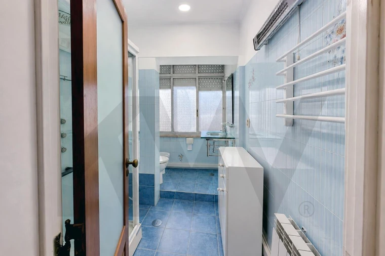 Apartamento T2 para Venda em Alfragide Foto 33
