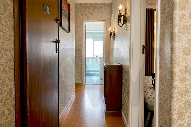 Apartamento T2 para Venda em Alfragide Foto 26