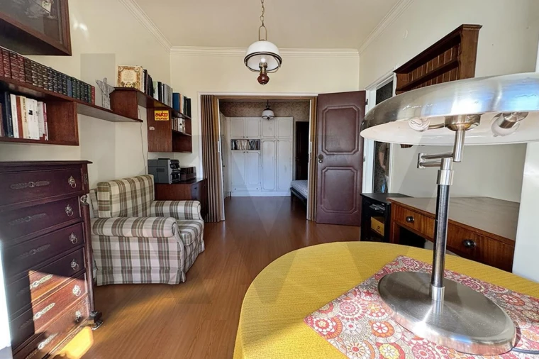 Apartamento T2 para Venda em Alfragide Foto 6