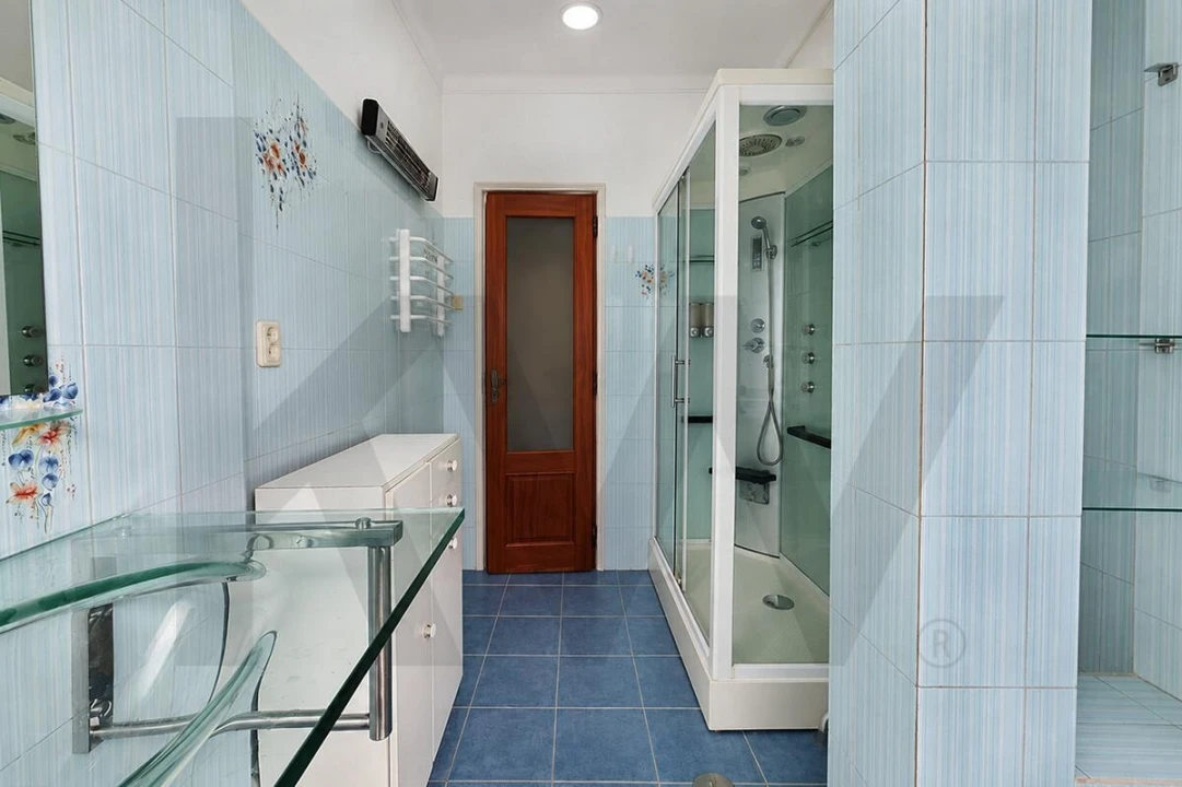 Apartamento T2 para Venda em Alfragide Foto 34