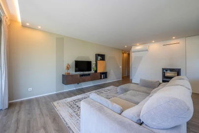 Apartamento T3 para Venda em Real, Dume e Semelhe