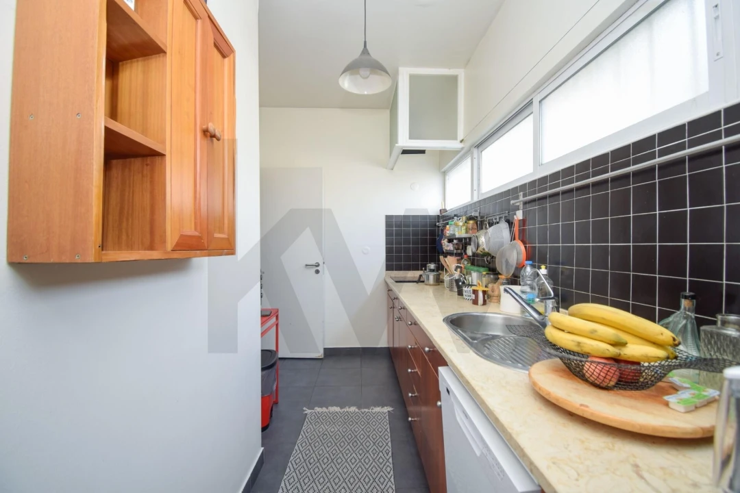 Apartamento T3 para Venda em Carcavelos e Parede Foto 22