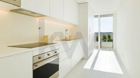 Apartamento T3 para Arrendamento em Seixal, Arrentela e Aldeia de Paio Pires
