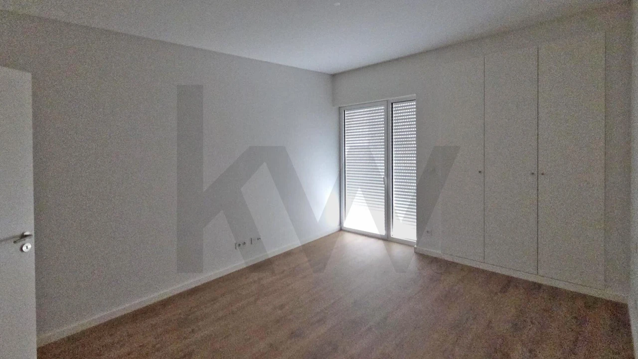 Apartamento T3 para Arrendamento em Seixal, Arrentela e Aldeia de Paio Pires Foto 2