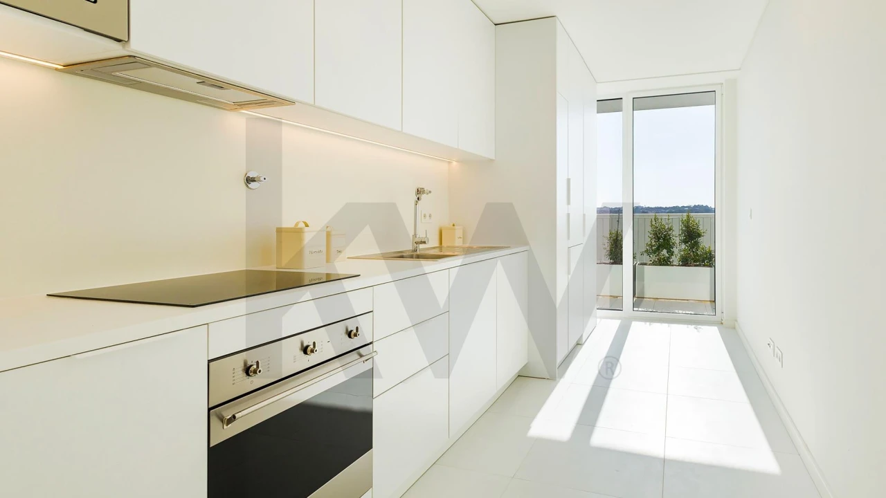 Apartamento T3 para Arrendamento em Seixal, Arrentela e Aldeia de Paio Pires Foto 5