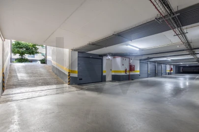 Apartamento T2 para Venda em Faro (Sé e São Pedro)