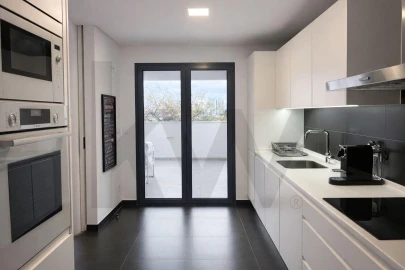 Apartamento T2 para Venda em Faro (Sé e São Pedro)
