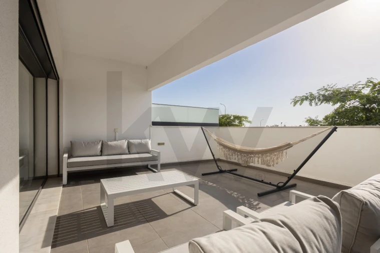 Apartamento T2 para Venda em Faro (Sé e São Pedro) Foto 4
