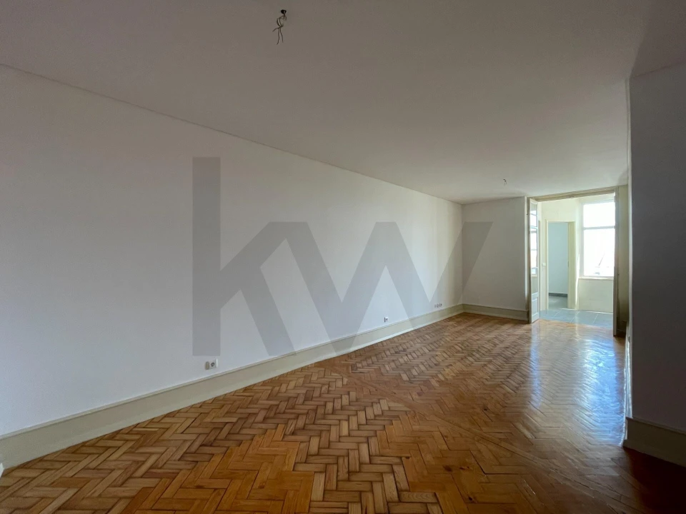 Apartamento T2 para Arrendamento em Areeiro Foto 15
